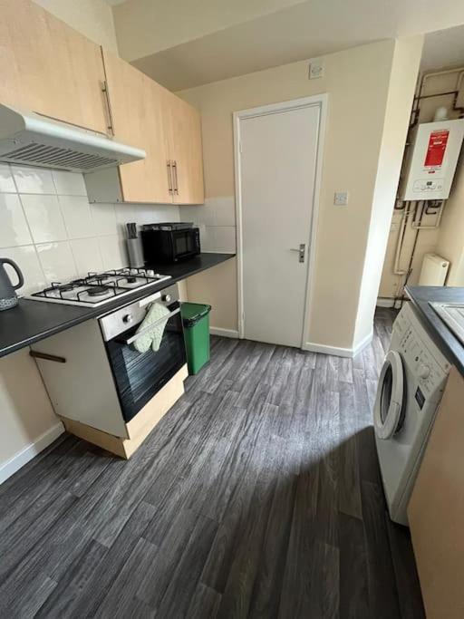 Flat 1, 67 Colwick Road Ng2 4Al Lägenhet Nottingham Exteriör bild
